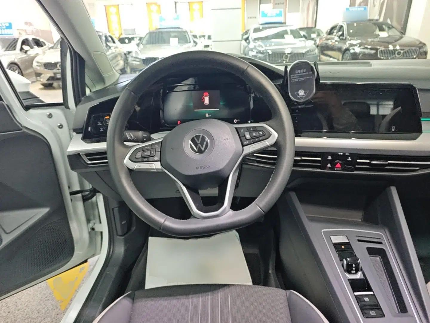 Volkswagen Golf 2023 Facelift 280TSI DSG Pro — миниатюра 13