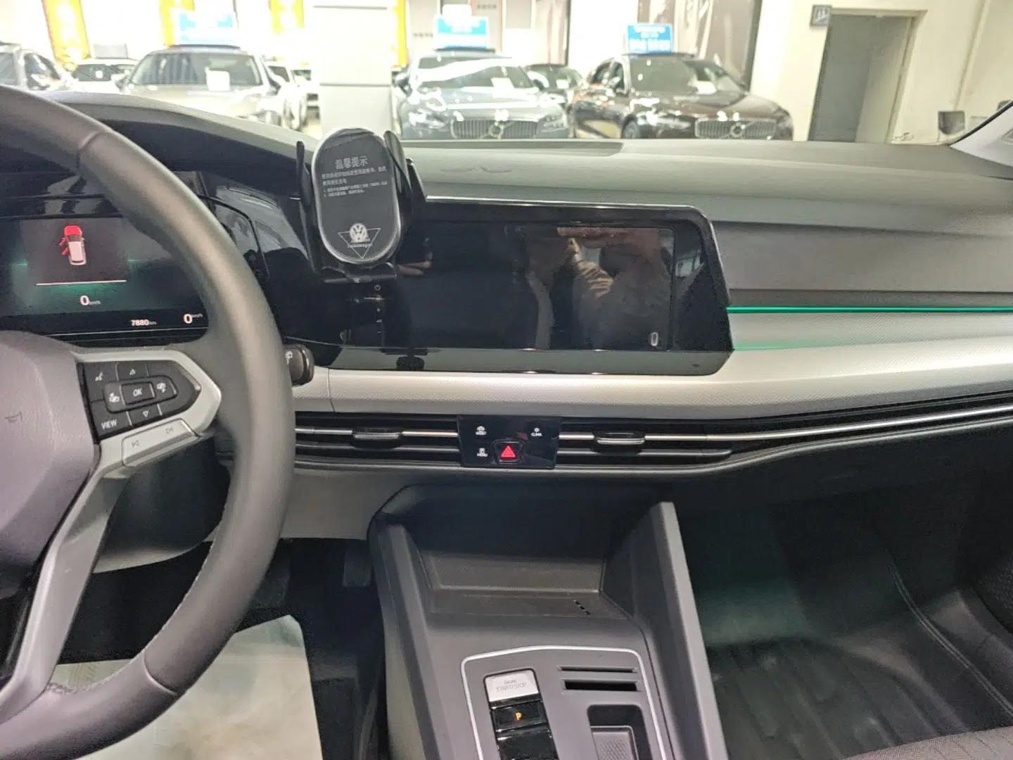 Volkswagen Golf 2023 Facelift 280TSI DSG Pro — миниатюра 15