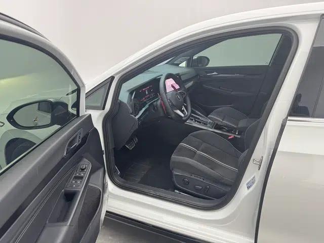 Volkswagen Golf 2023 280TSI DSG R-Line Lite — миниатюра 16