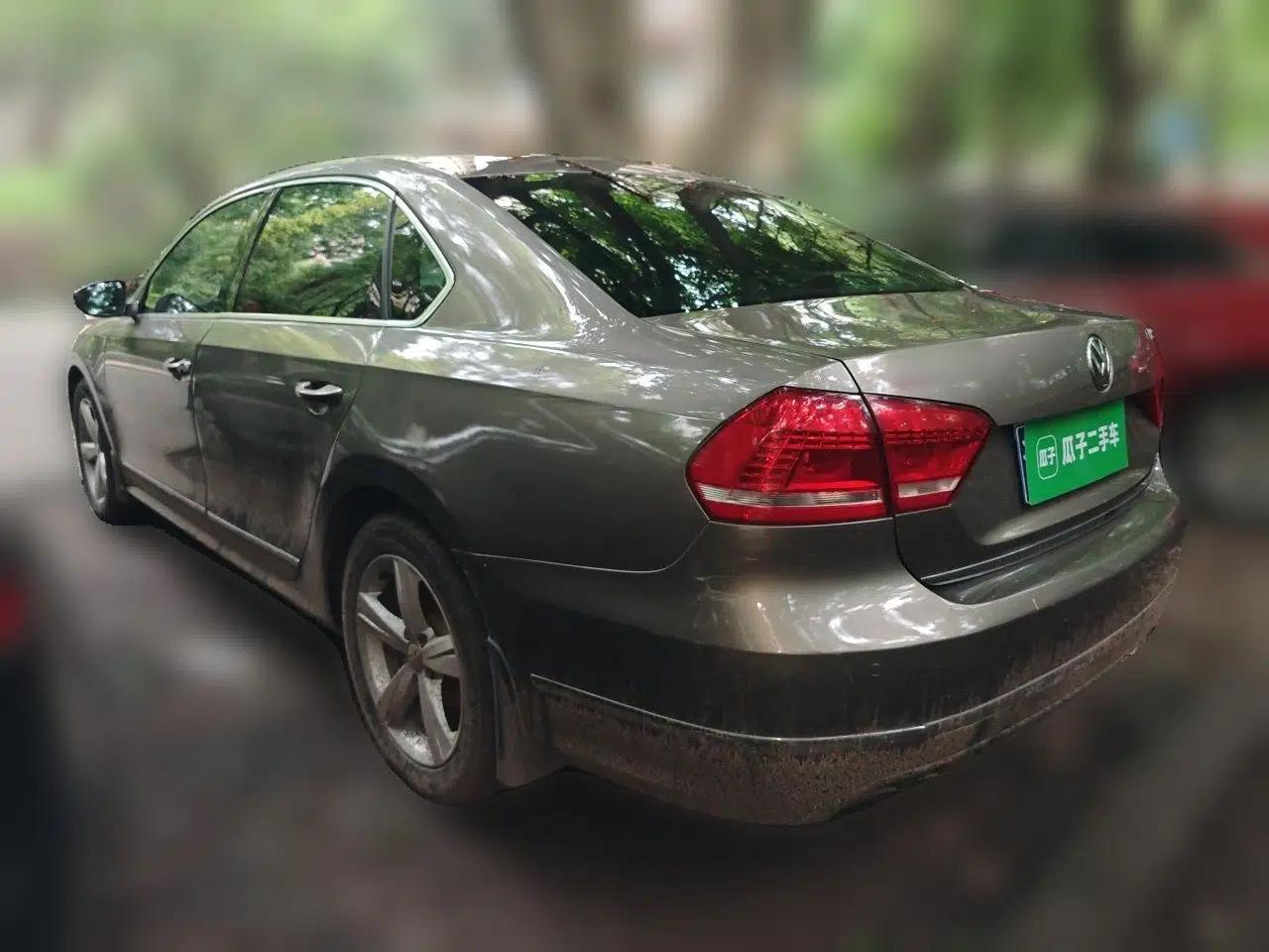Volkswagen Passat 2011 1.8TSI DSG Prestige Edition — миниатюра 4