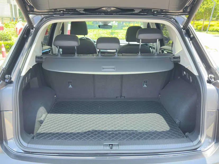 Volkswagen Tayron 2024 330TSI Two-Wheel Drive Luxury Plus Advanced Version — миниатюра 18