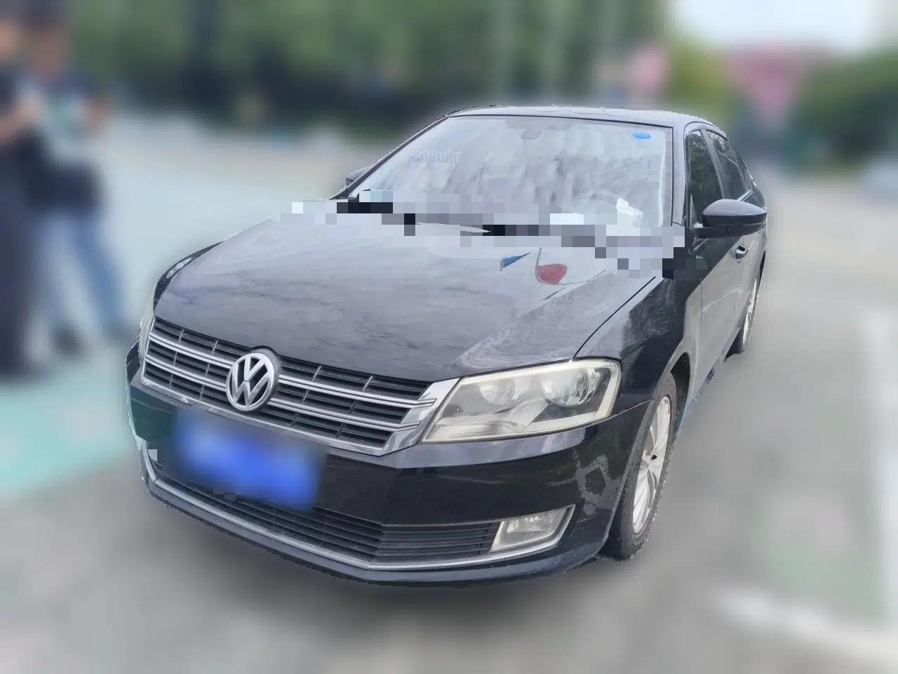 Volkswagen Lavida 2013 1.4 TSI DSG Luxury Navigation Edition — миниатюра 1