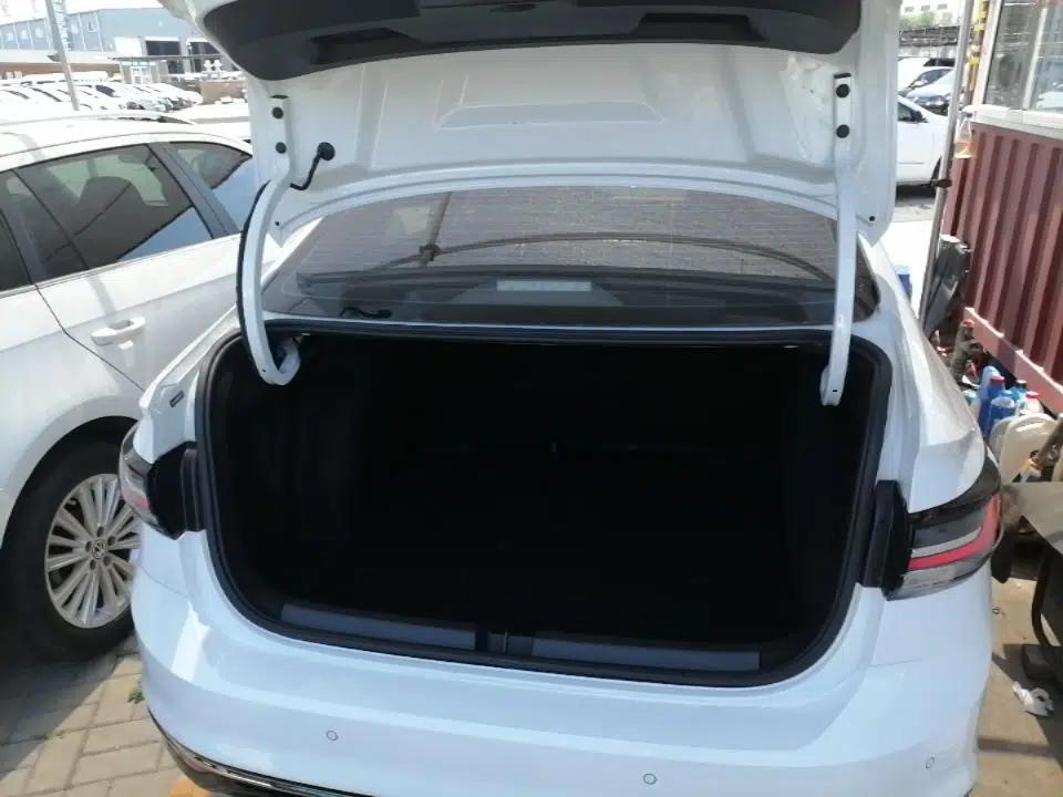 Volkswagen Lavida 2023 New Sharp 1.5L Automatic New Wish Edition — миниатюра 27