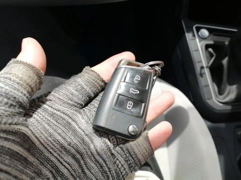 Volkswagen Lavida 2023 New Sharp 1.5L Automatic New Wish Edition — миниатюра 28