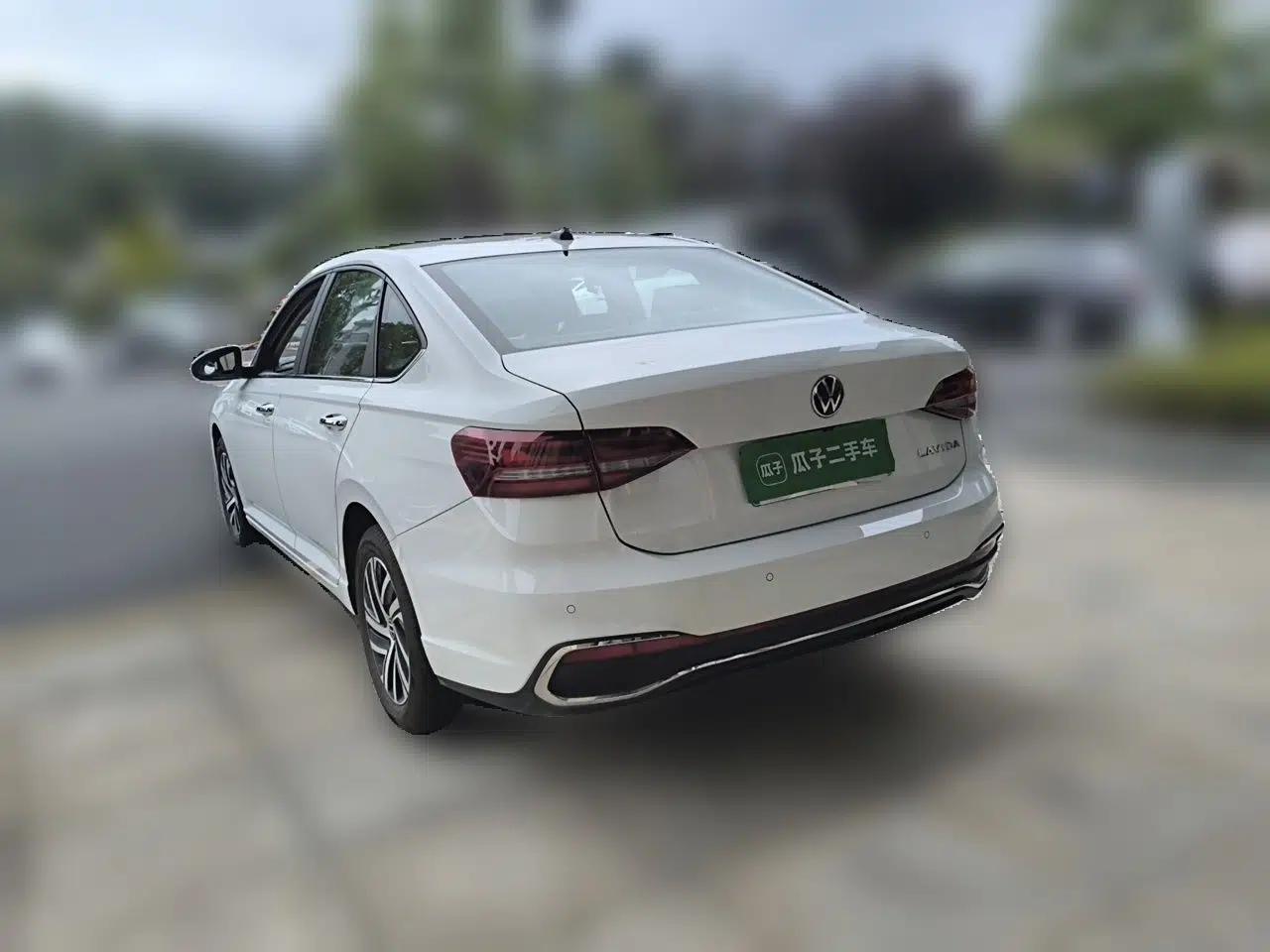 Volkswagen Lavida 2024 1.5L Automatic 5 Million Edition — миниатюра 4