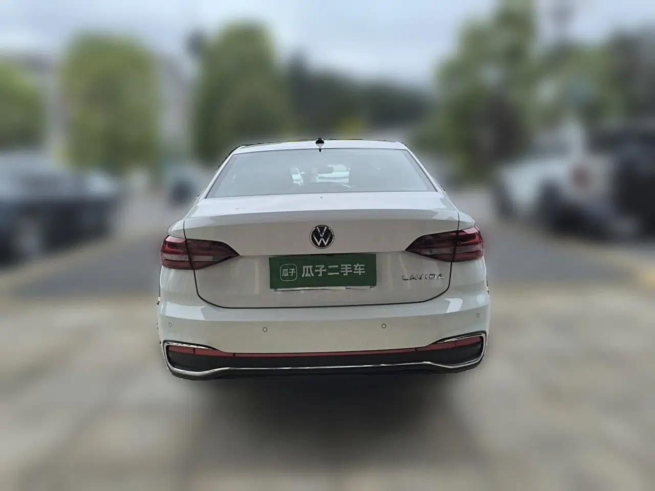 Volkswagen Lavida 2024 1.5L Automatic 5 Million Edition — миниатюра 5