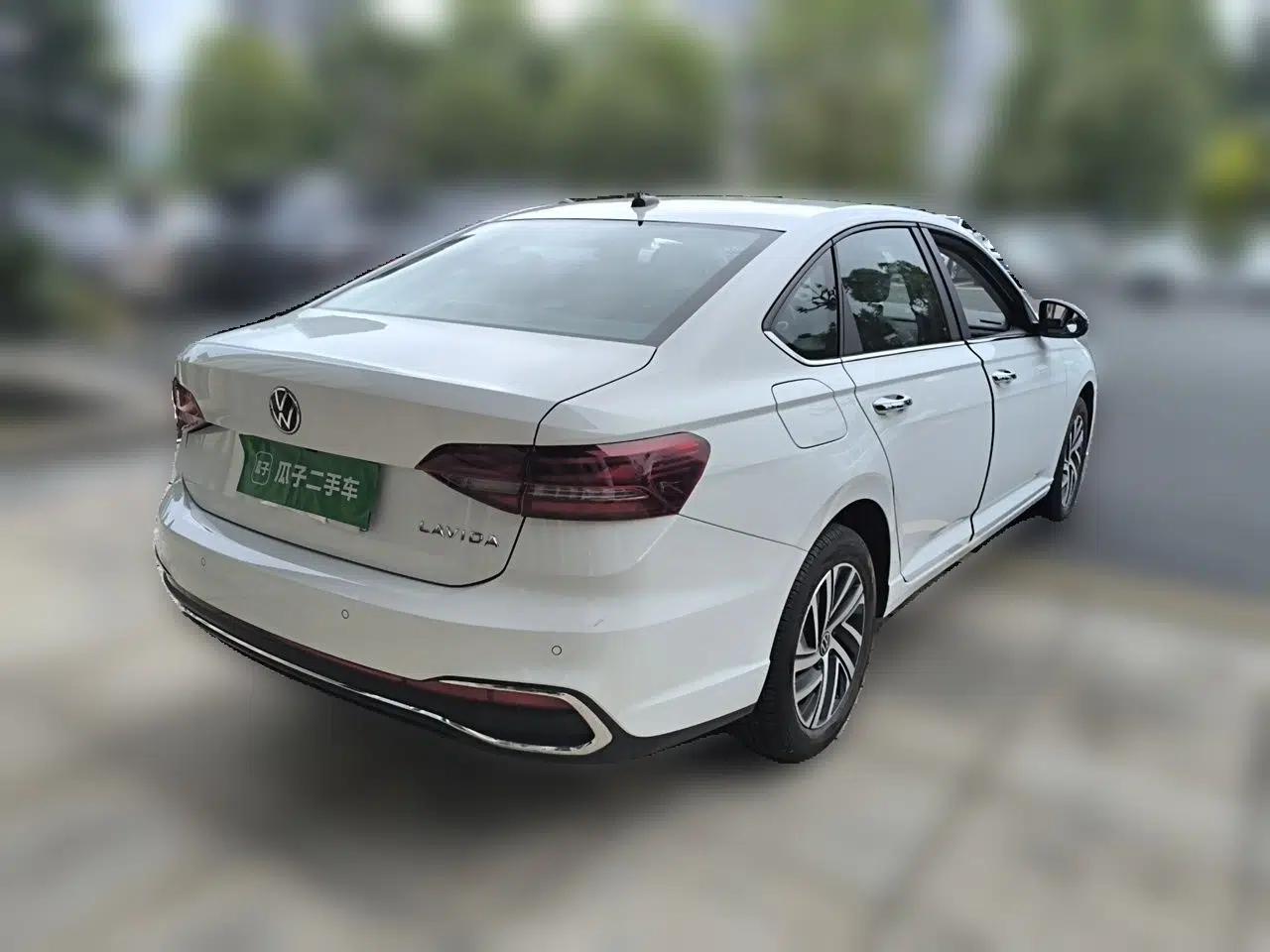 Volkswagen Lavida 2024 1.5L Automatic 5 Million Edition — миниатюра 6