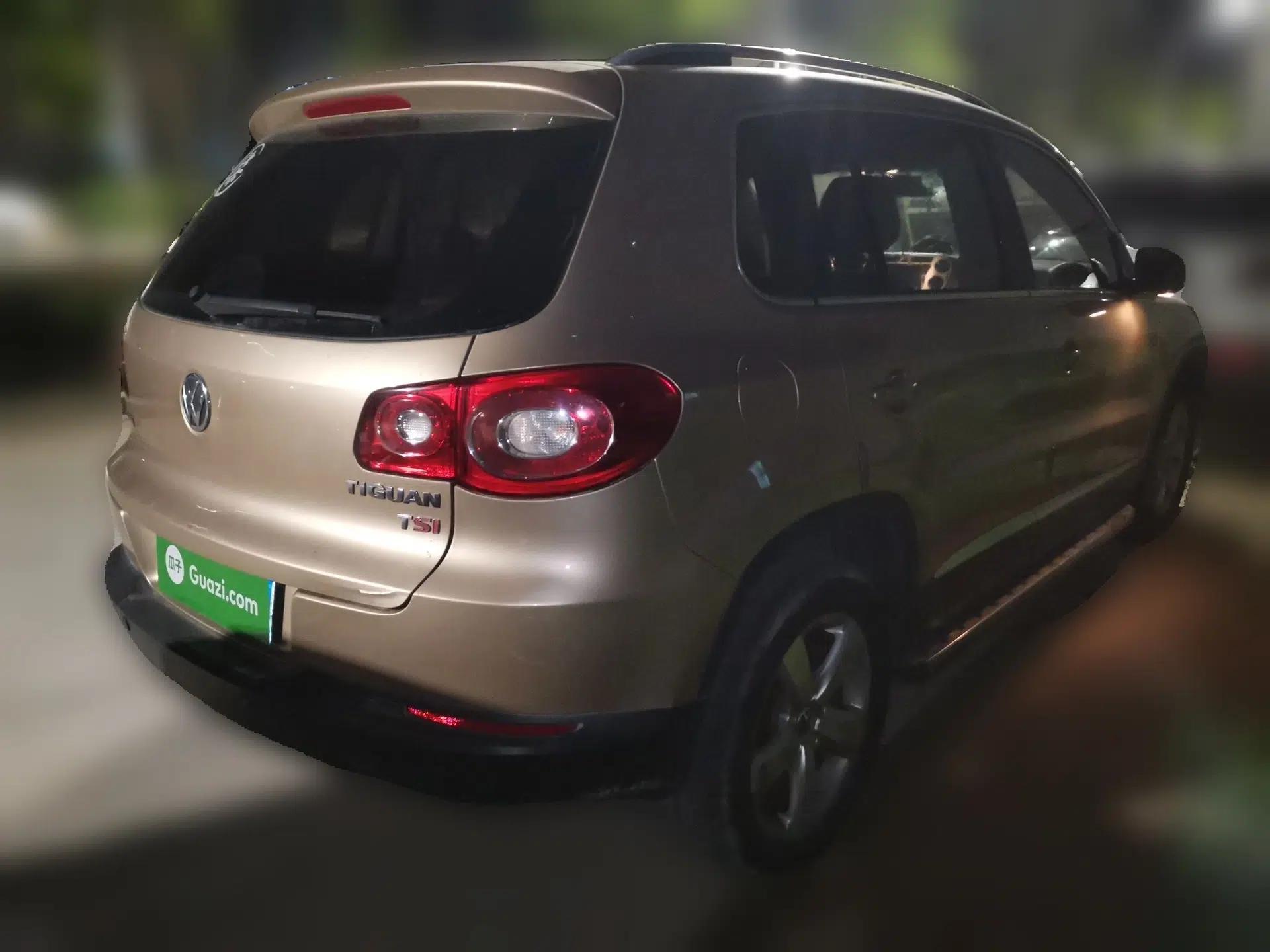 Volkswagen Tiguan 2012 1.8TSI Automatic Two-Wheel Drive Elite Edition — миниатюра 6