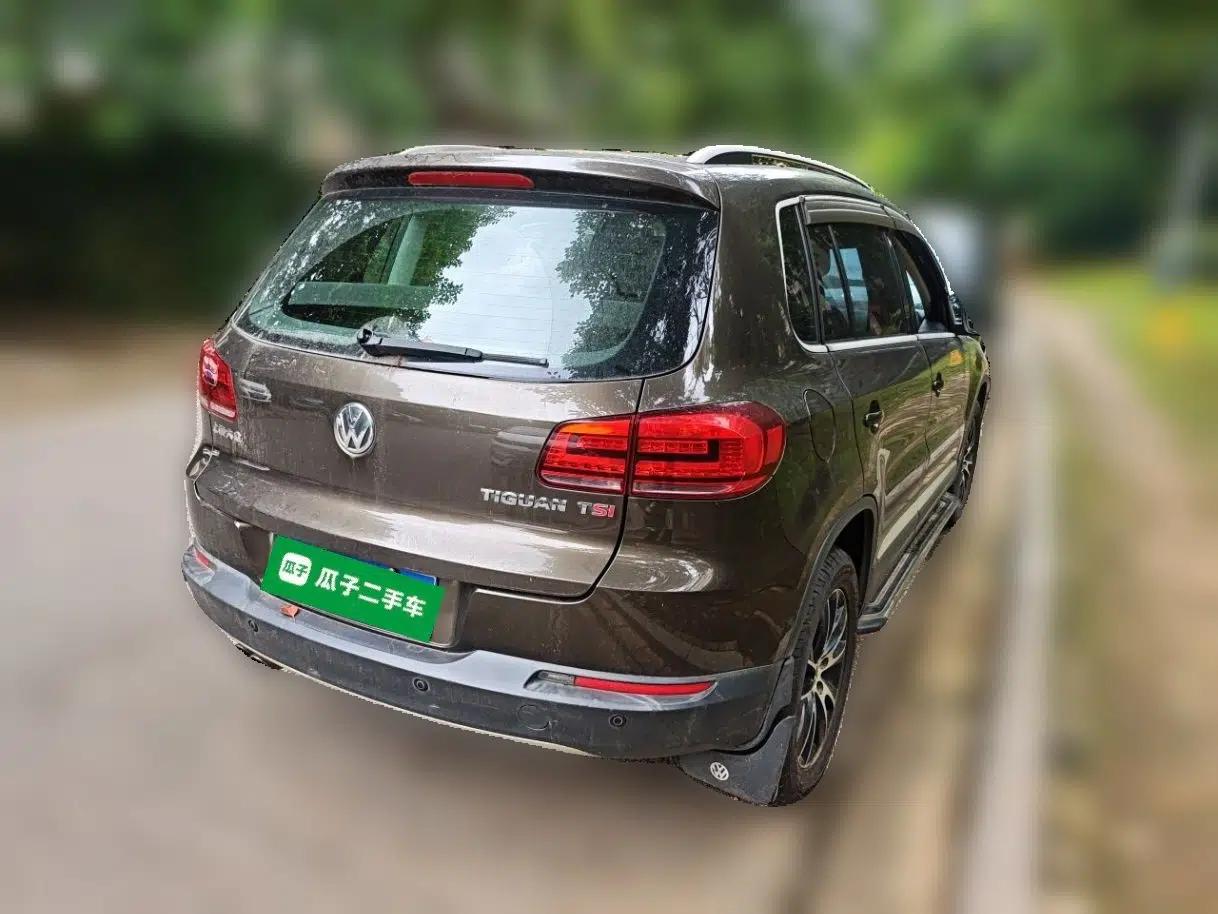 Volkswagen Tiguan 2013 1.8TSI Automatic Two-Wheel Drive Luxury Model — миниатюра 6