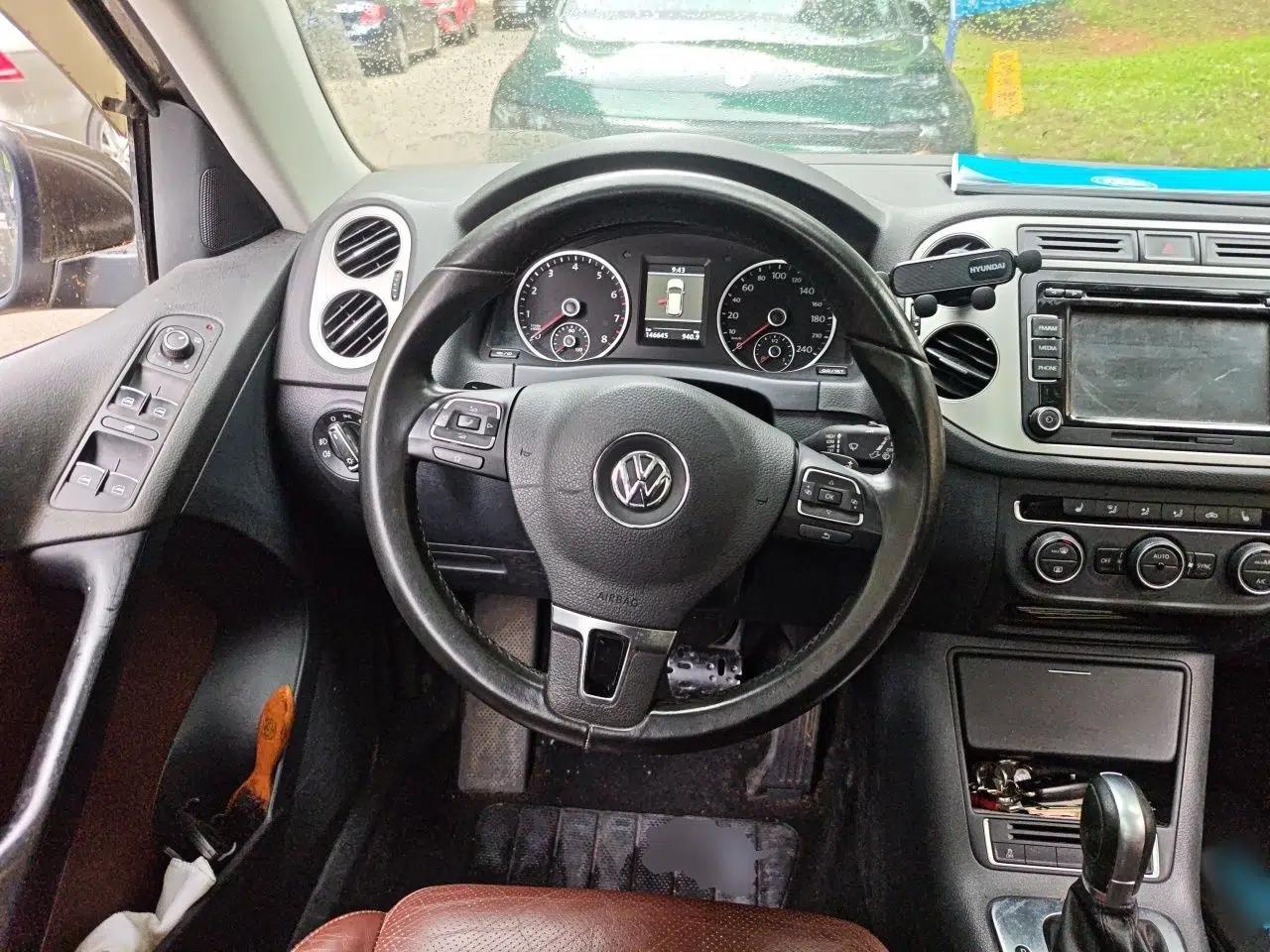 Volkswagen Tiguan 2013 1.8TSI Automatic Two-Wheel Drive Luxury Model — миниатюра 10