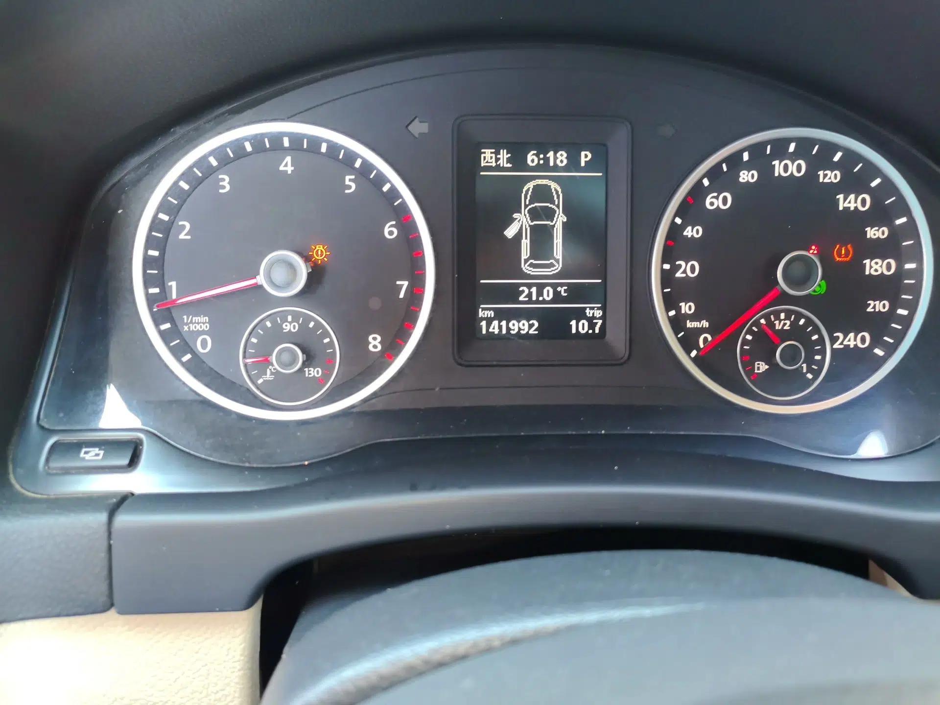 Volkswagen Tiguan 2012 1.8TSI Automatic All-Wheel Drive Elite Edition — миниатюра 12