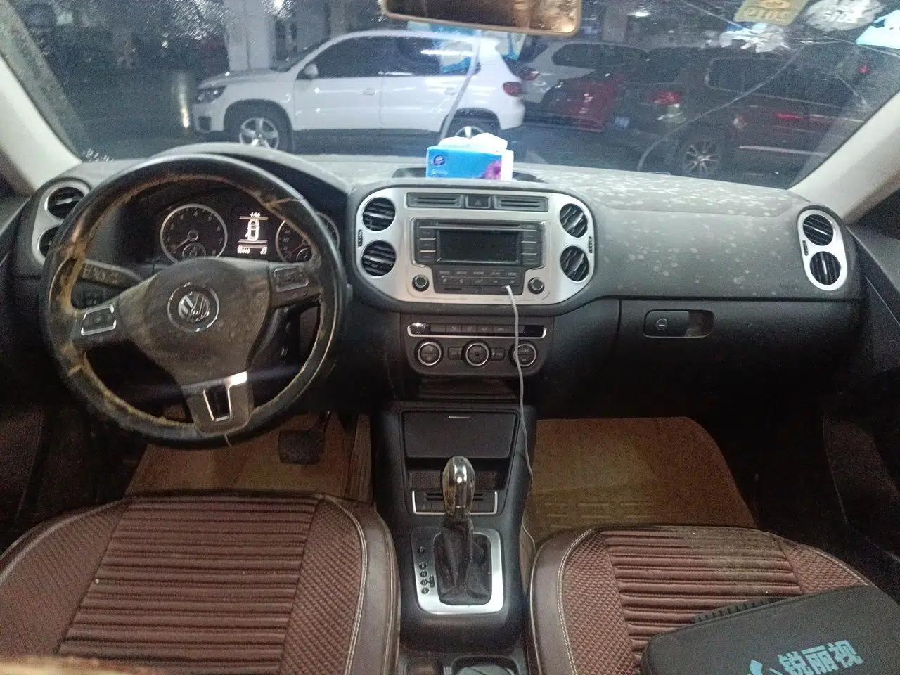 Volkswagen Tiguan 2013 1.8TSI Automatic All-Wheel-Drive Comfort Edition — миниатюра 18