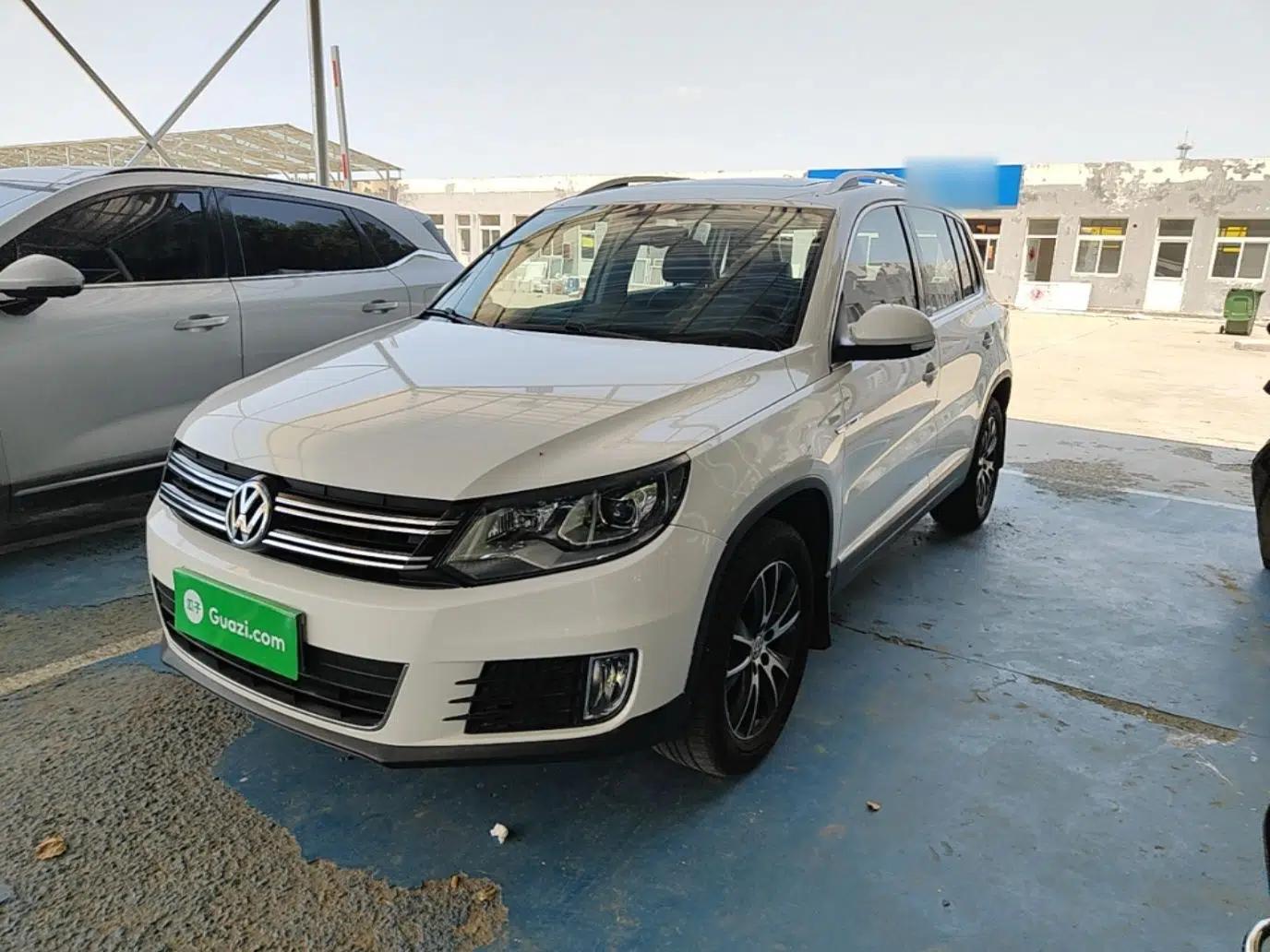 Volkswagen Tiguan 2016 300TSI Automatic All-Wheel Drive Luxury Edition — миниатюра 1