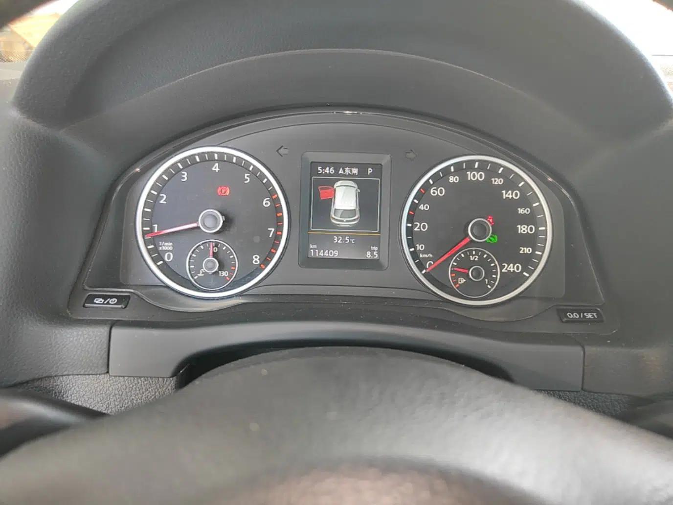 Volkswagen Tiguan 2016 300TSI Automatic All-Wheel Drive Luxury Edition — миниатюра 14