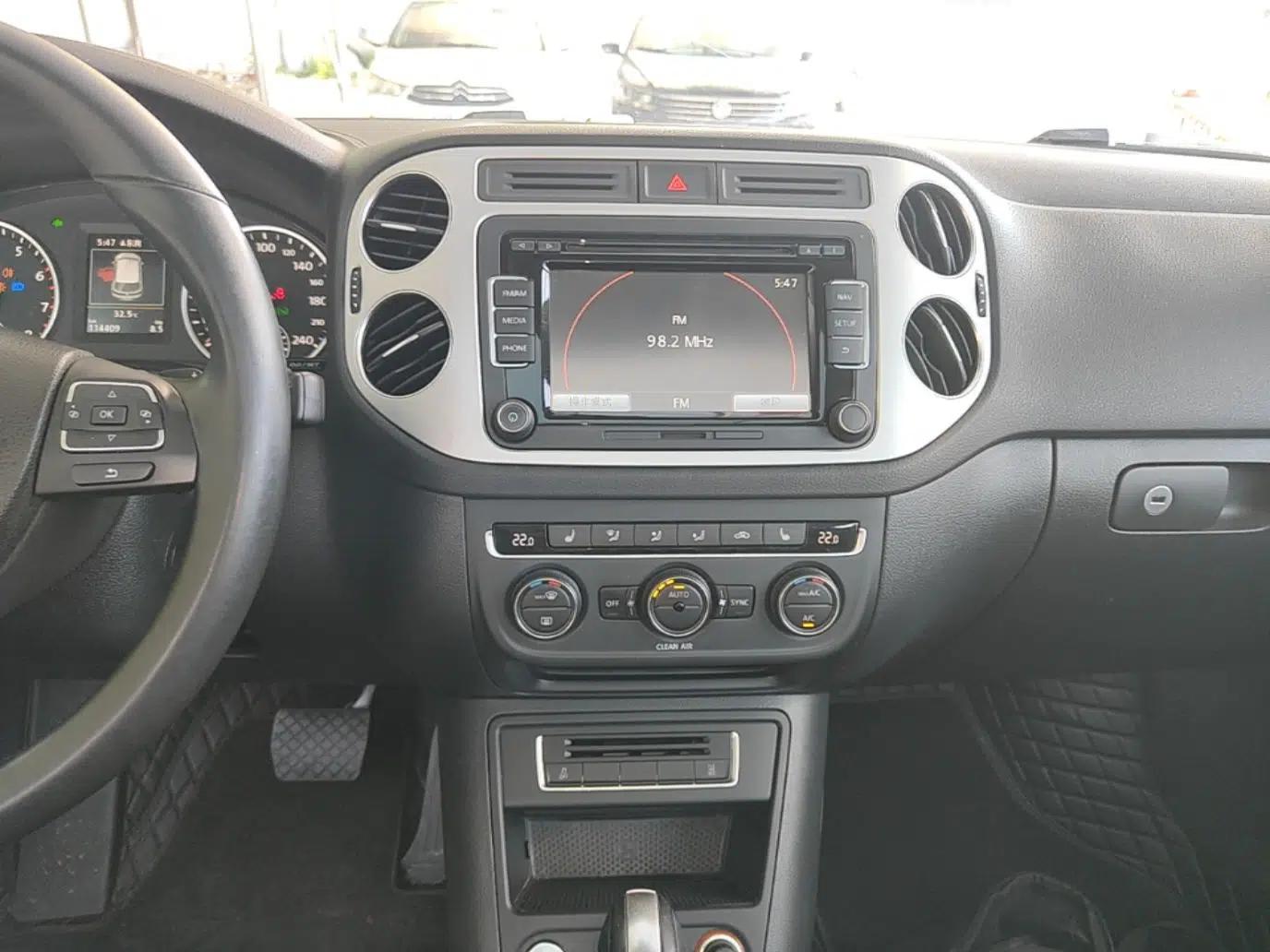 Volkswagen Tiguan 2016 300TSI Automatic All-Wheel Drive Luxury Edition — миниатюра 15