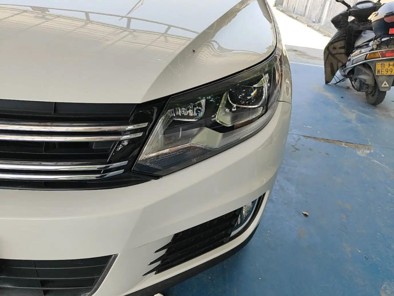 Volkswagen Tiguan 2016 300TSI Automatic All-Wheel Drive Luxury Edition — миниатюра 8
