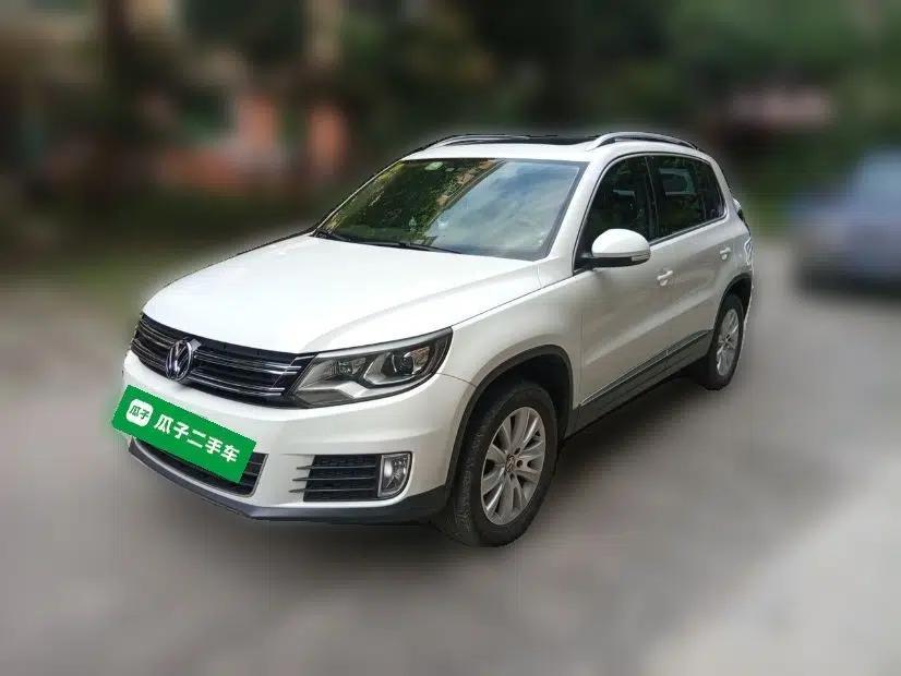 Volkswagen Tiguan 2015 1.8TSI Automatic Two-Wheel Drive Luxury Model — миниатюра 1