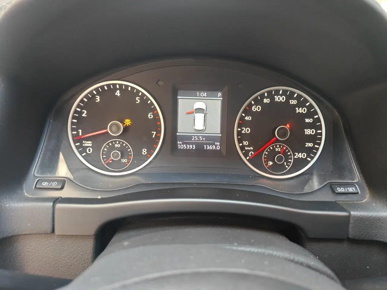 Volkswagen Tiguan 2013 2.0 TSI Automatic All-Wheel-Drive Flagship Edition — миниатюра 11