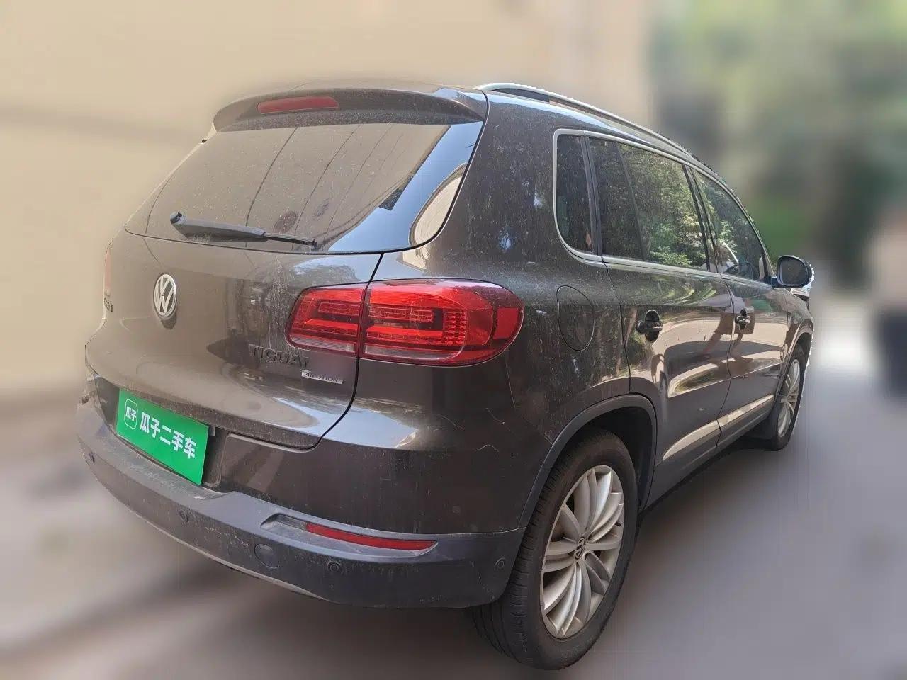 Volkswagen Tiguan 2013 2.0 TSI Automatic All-Wheel-Drive Flagship Edition — миниатюра 6