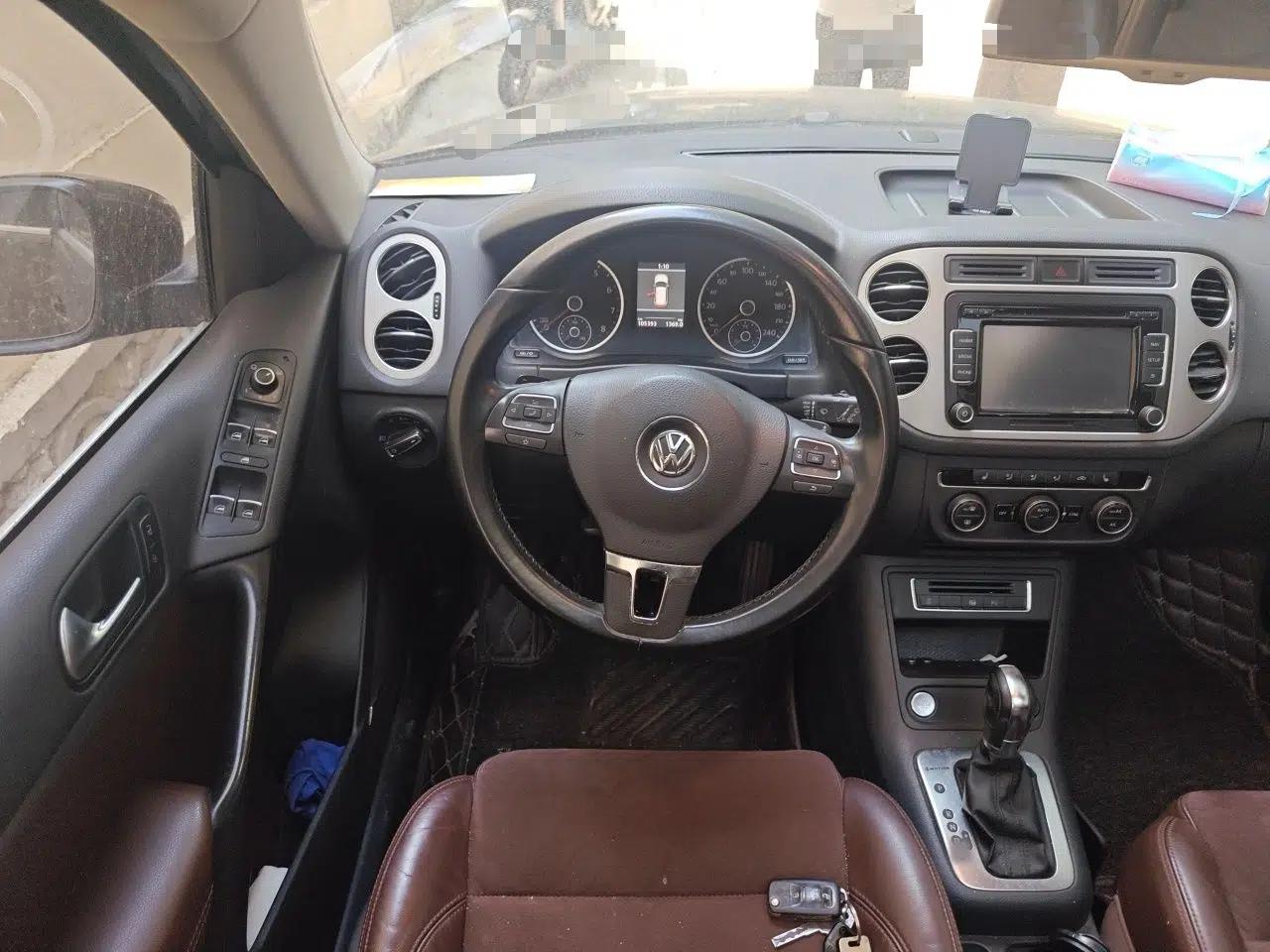 Volkswagen Tiguan 2013 2.0 TSI Automatic All-Wheel-Drive Flagship Edition — миниатюра 10