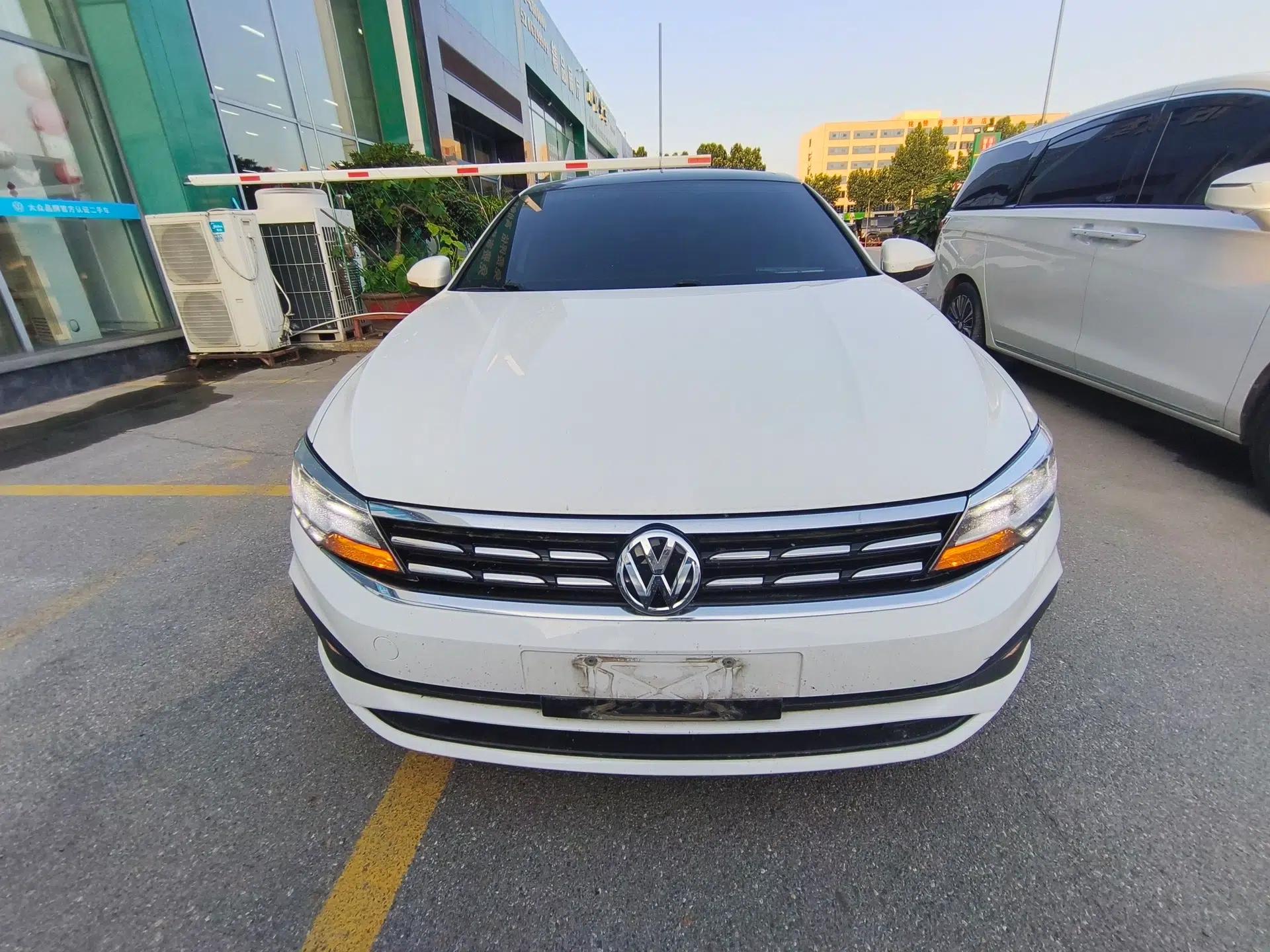 Volkswagen Lamando 2021 230TSI DSG Fashion Edition — миниатюра 2