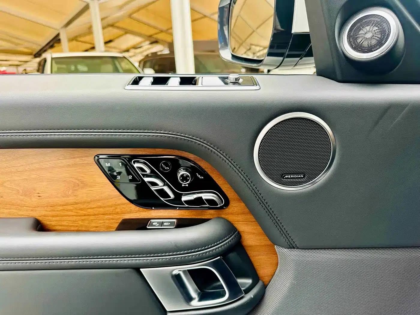 2019 Range Rover 3.0T SDV6 Autobiography Long Wheelbase European Spec — миниатюра 14