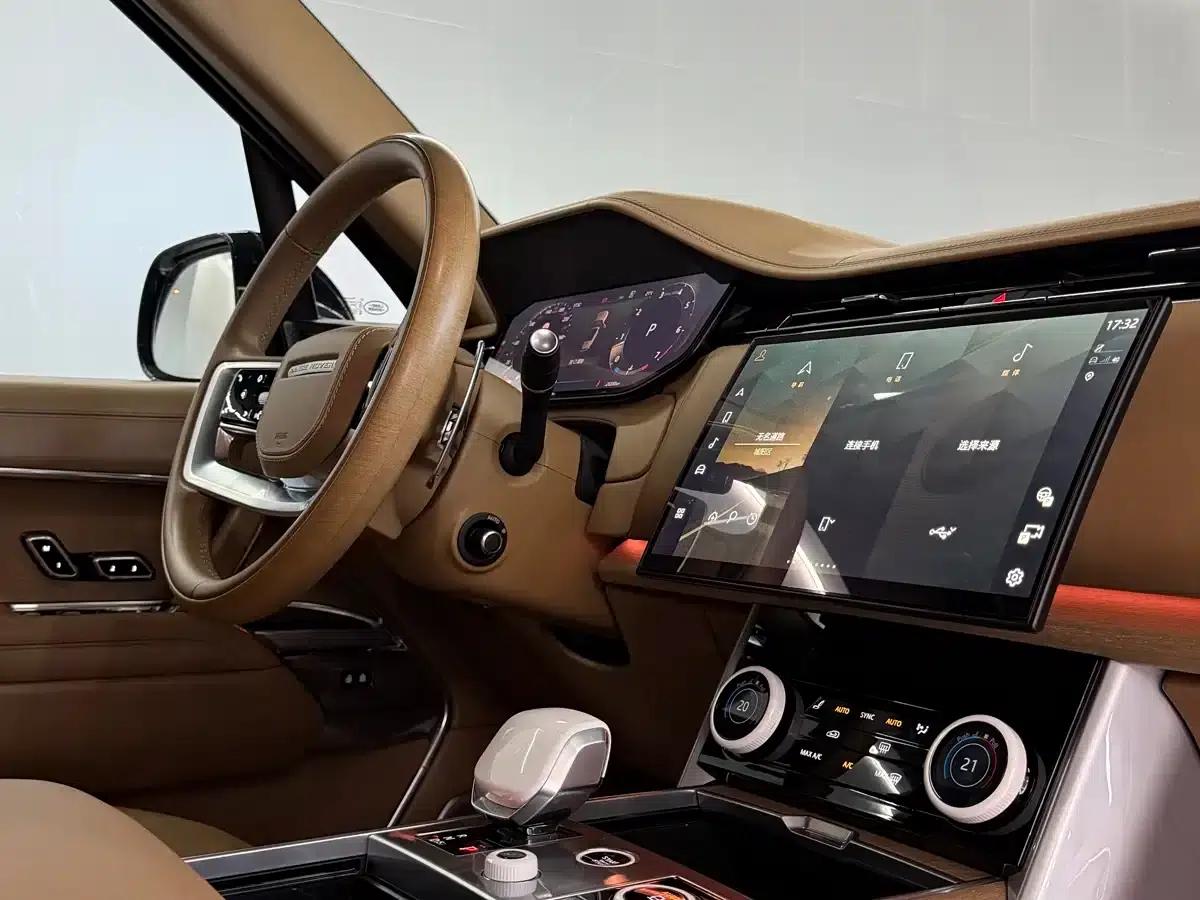 2024 Range Rover 4.4 V8 SV Autobiography Long Wheelbase 4-Seat — миниатюра 9