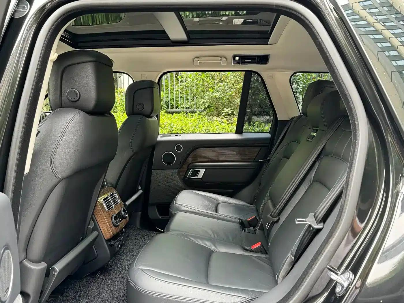 Range Rover 2018 3.0 SC V6 Grand Edition — миниатюра 9