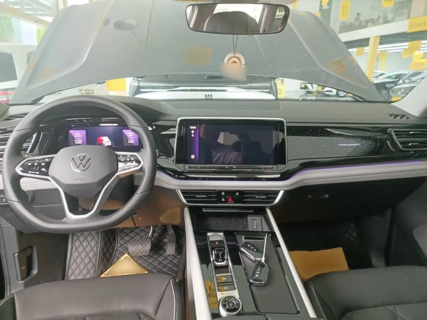 Volkswagen Teramont 2024 380TSI All-Wheel Drive Longyao Edition — миниатюра 17