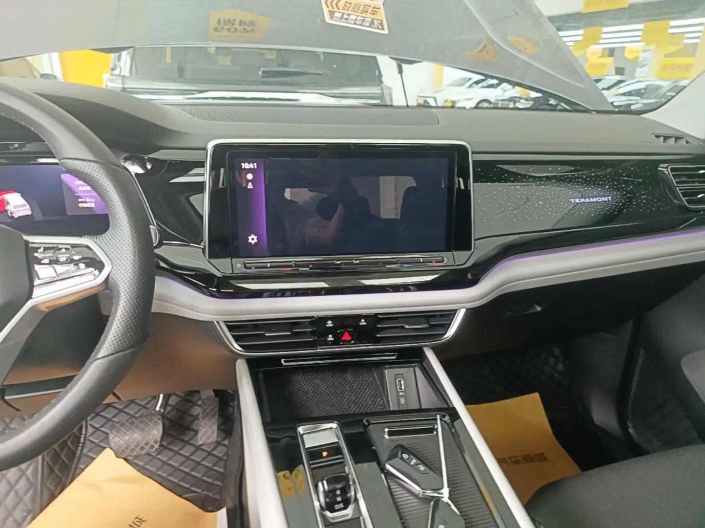 Volkswagen Teramont 2024 380TSI All-Wheel Drive Longyao Edition — миниатюра 20