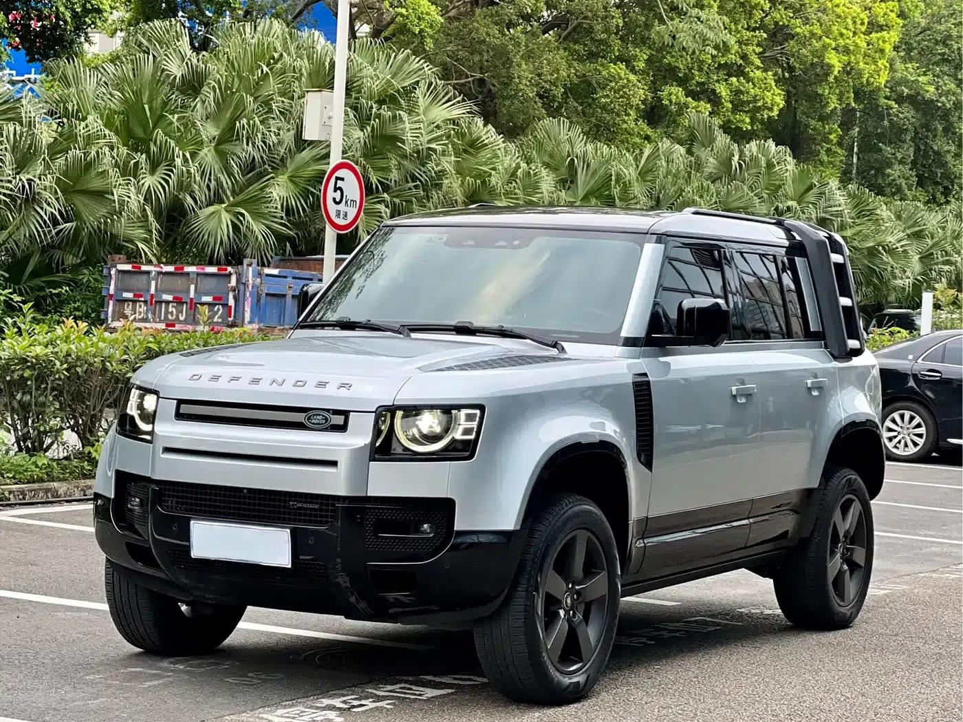2023 Land Rover Defender 110 3.0T P400 X-DYNAMIC HSE — миниатюра 1