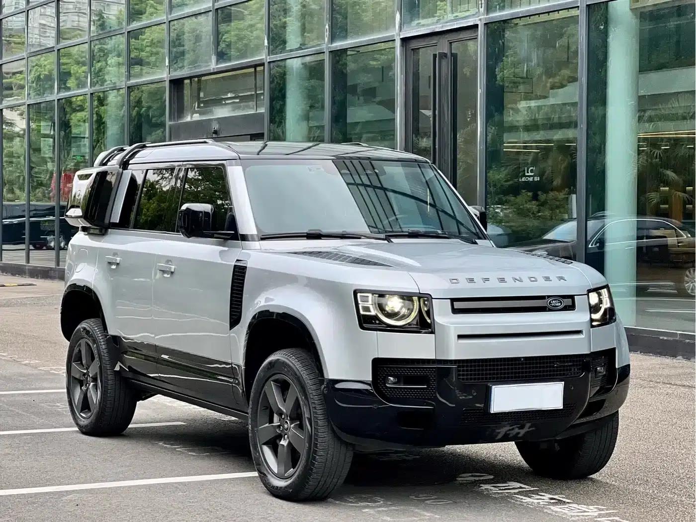 2023 Land Rover Defender 110 3.0T P400 X-DYNAMIC HSE — миниатюра 3