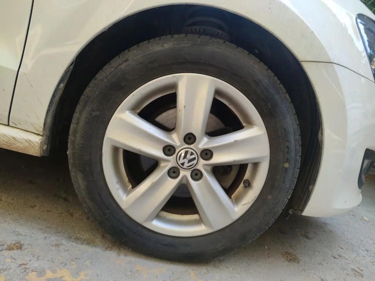 Volkswagen Polo 2013 1.6L Manual Comfort Edition — миниатюра 8