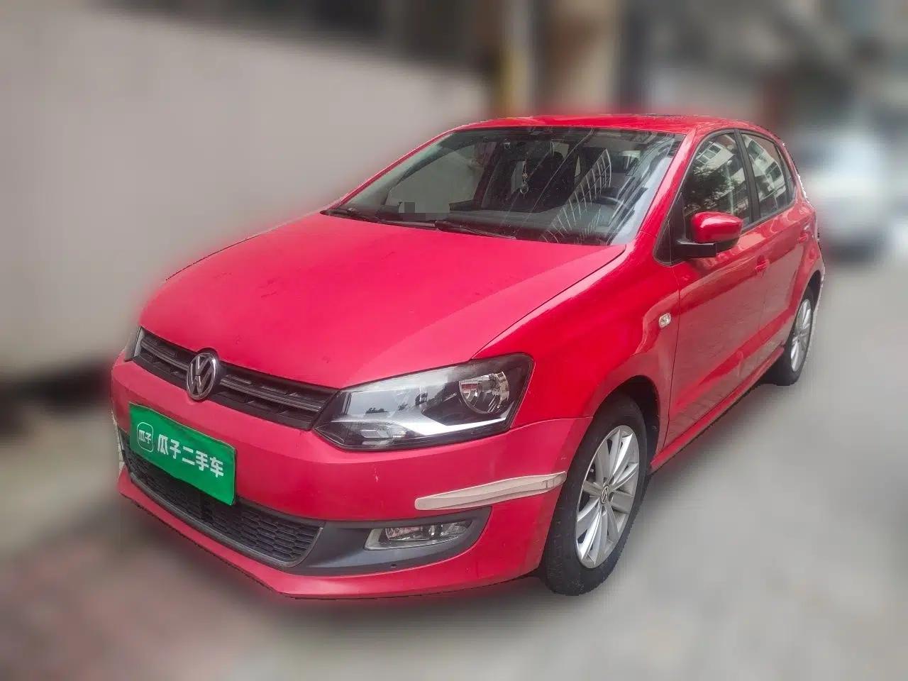 Volkswagen Polo 2013 1.4L Automatic Luxury Edition — миниатюра 1