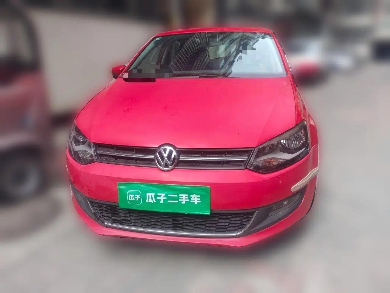 Volkswagen Polo 2013 1.4L Automatic Luxury Edition — миниатюра 2