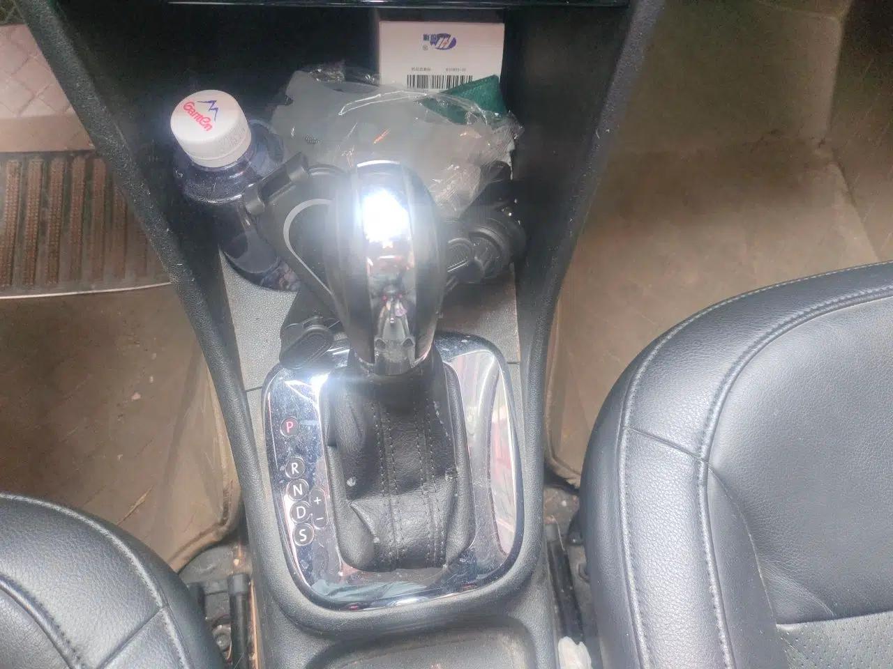 Volkswagen Polo 2013 1.4L Automatic Luxury Edition — миниатюра 14