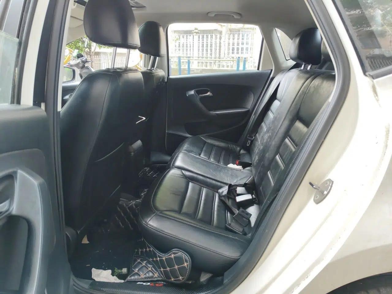 Volkswagen Polo 2013 1.6L Automatic Luxury Edition — миниатюра 17