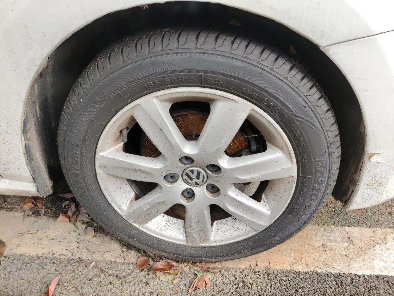 Volkswagen Polo 2013 1.6L Automatic Luxury Edition — миниатюра 8