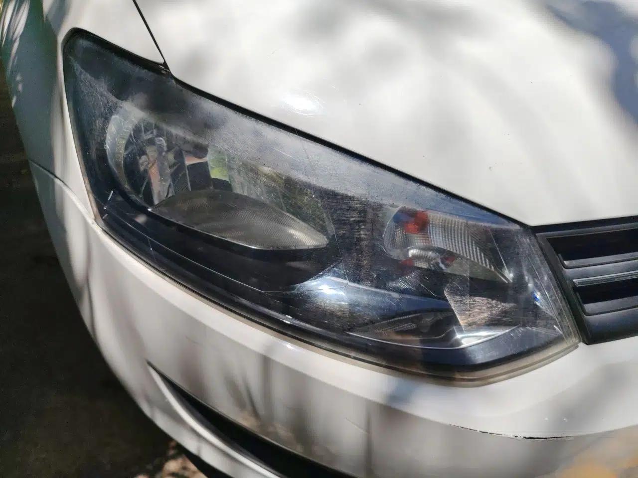 Volkswagen Polo 2013 1.4L Manual Fashion Edition — миниатюра 7