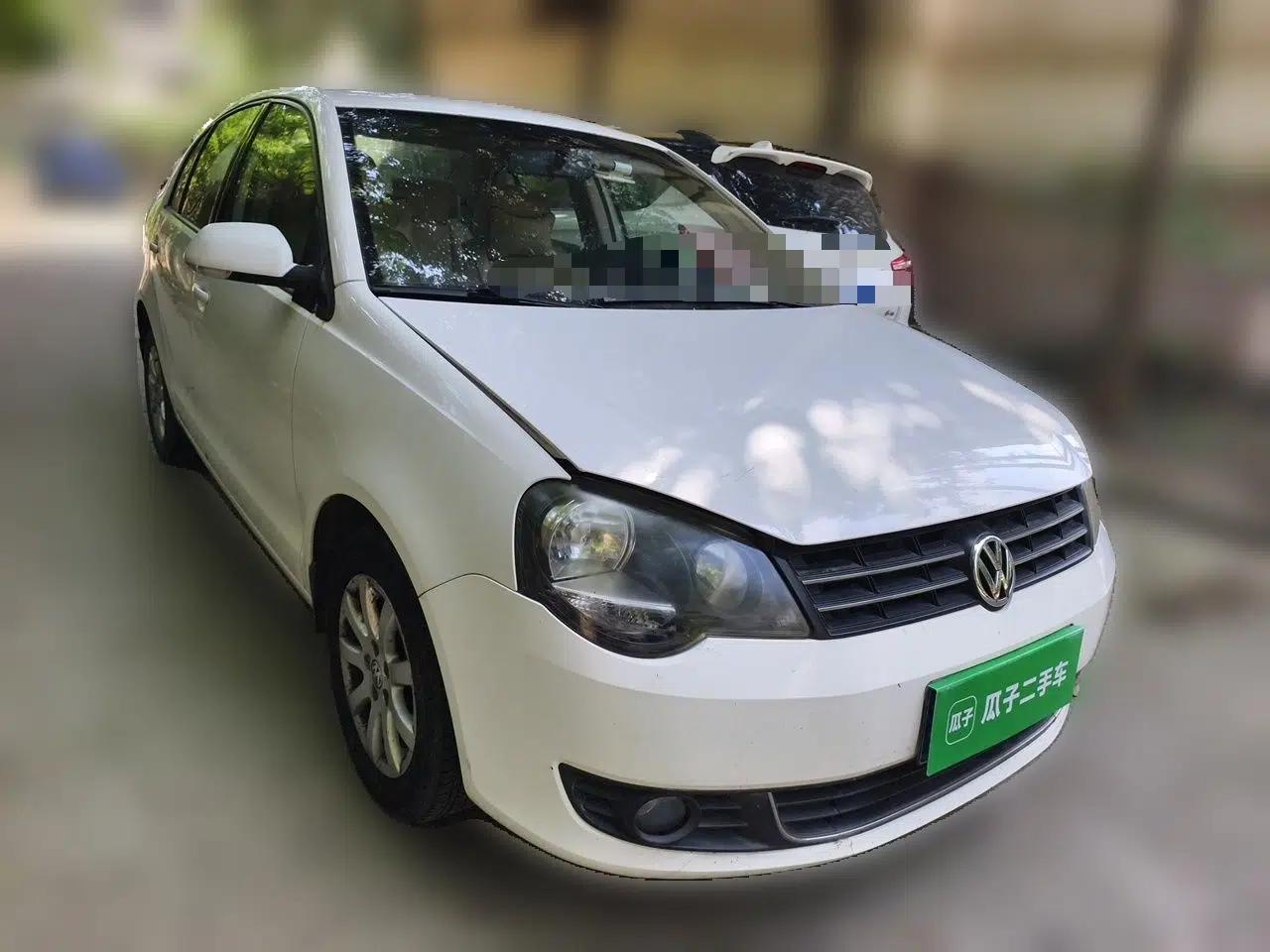 Volkswagen Polo 2011 Jingqu 1.4L Automatic Shishang Edition — миниатюра 3