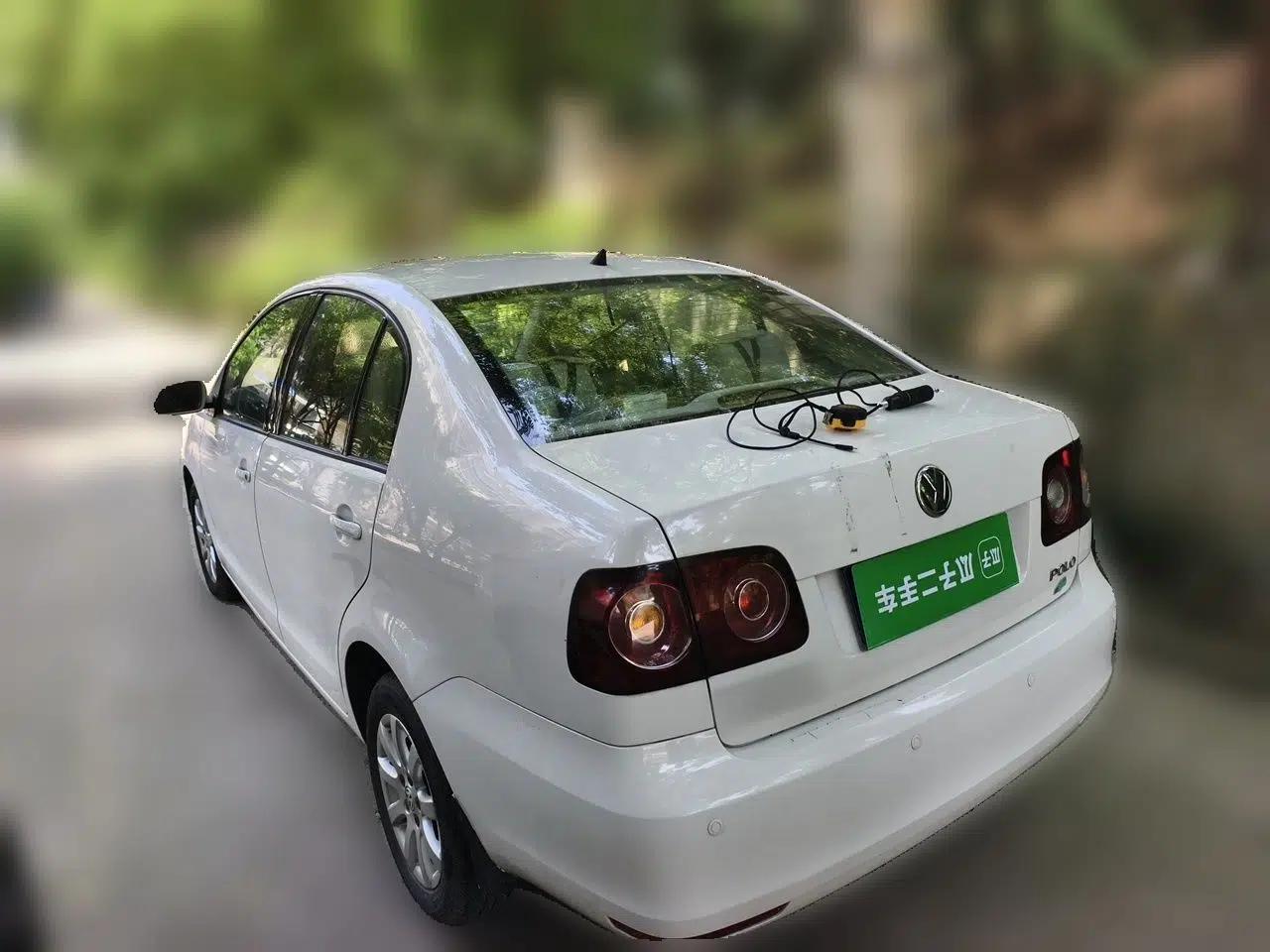 Volkswagen Polo 2011 Jingqu 1.4L Automatic Shishang Edition — миниатюра 4