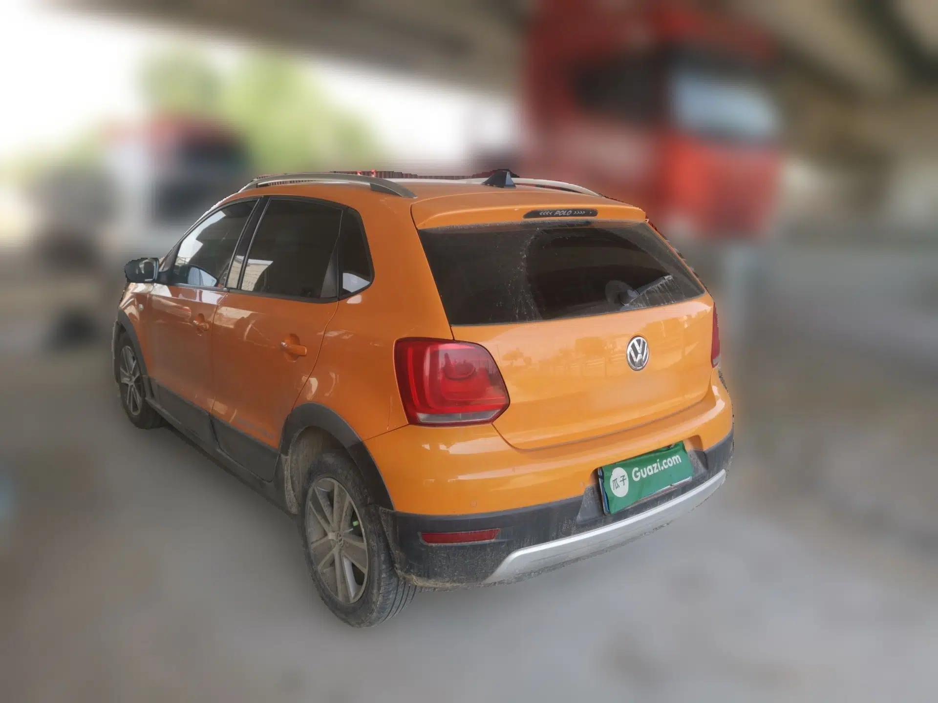Volkswagen Polo 2012 1.6L Cross Polo Automatic Transmission — миниатюра 4