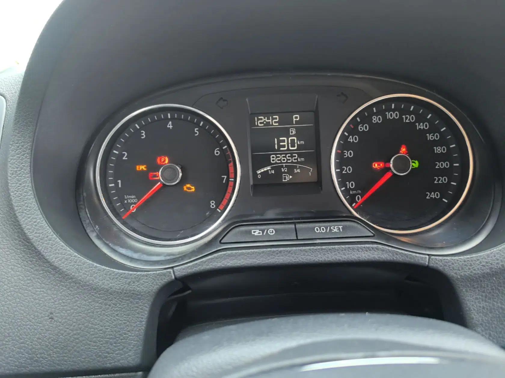 Volkswagen Polo 2016 1.6L Automatic Comfort Model — миниатюра 14