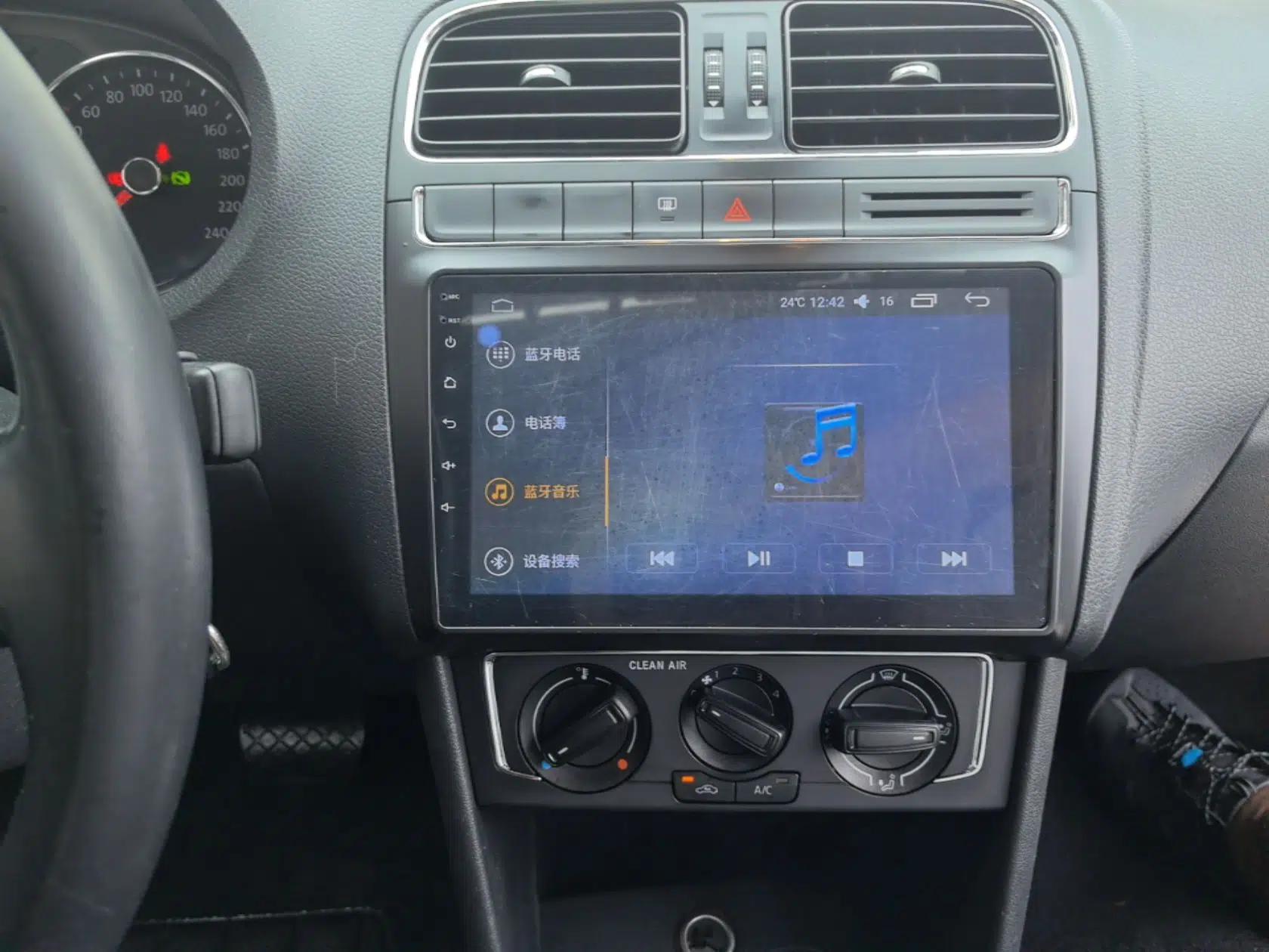 Volkswagen Polo 2016 1.6L Automatic Comfort Model — миниатюра 15