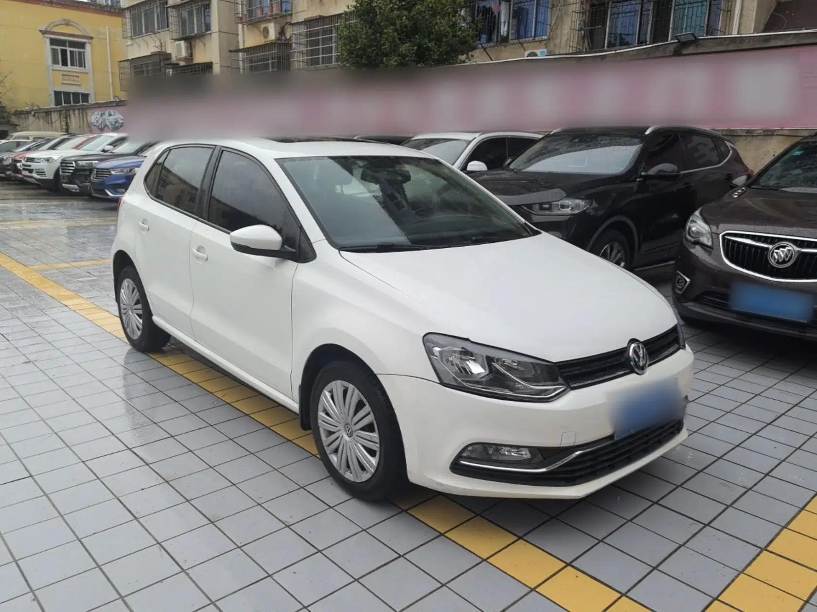 Volkswagen Polo 2016 1.6L Automatic Comfort Model — миниатюра 3