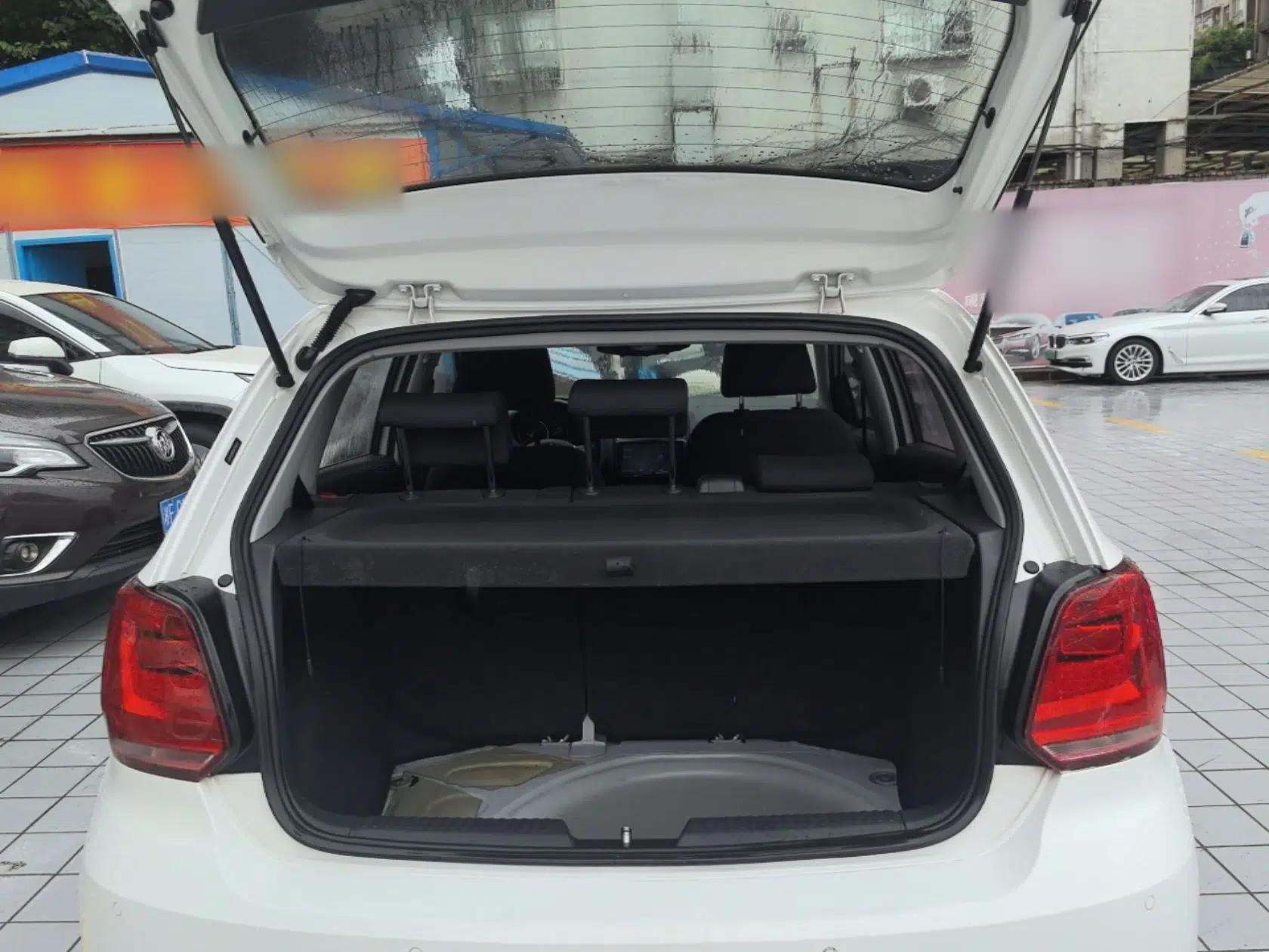 Volkswagen Polo 2016 1.6L Automatic Comfort Model — миниатюра 22