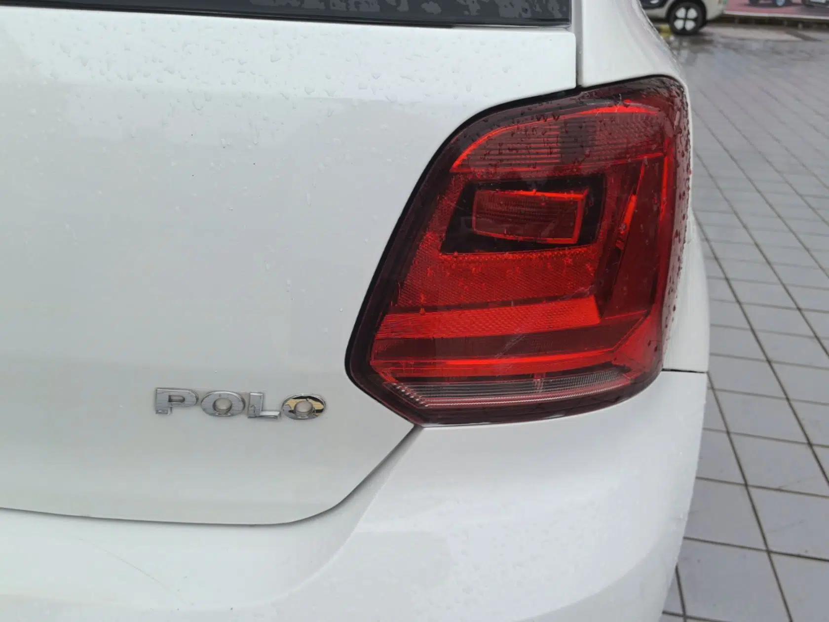 Volkswagen Polo 2016 1.6L Automatic Comfort Model — миниатюра 9