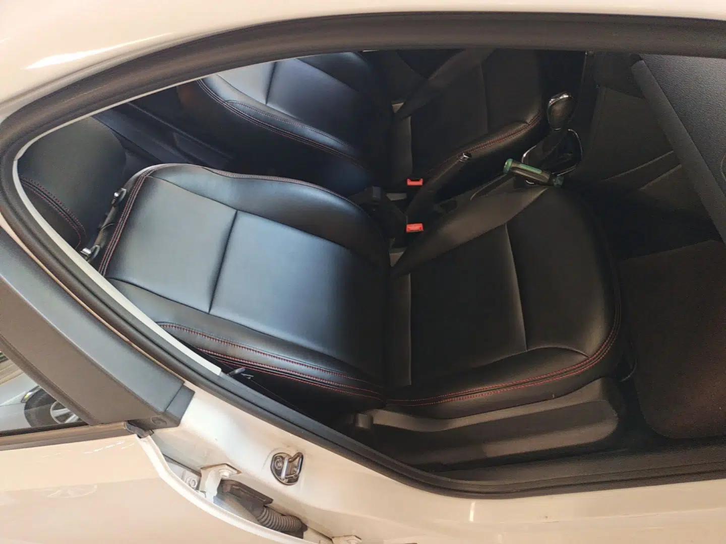Volkswagen Polo 2016 1.6L Automatic Comfort Model — миниатюра 19