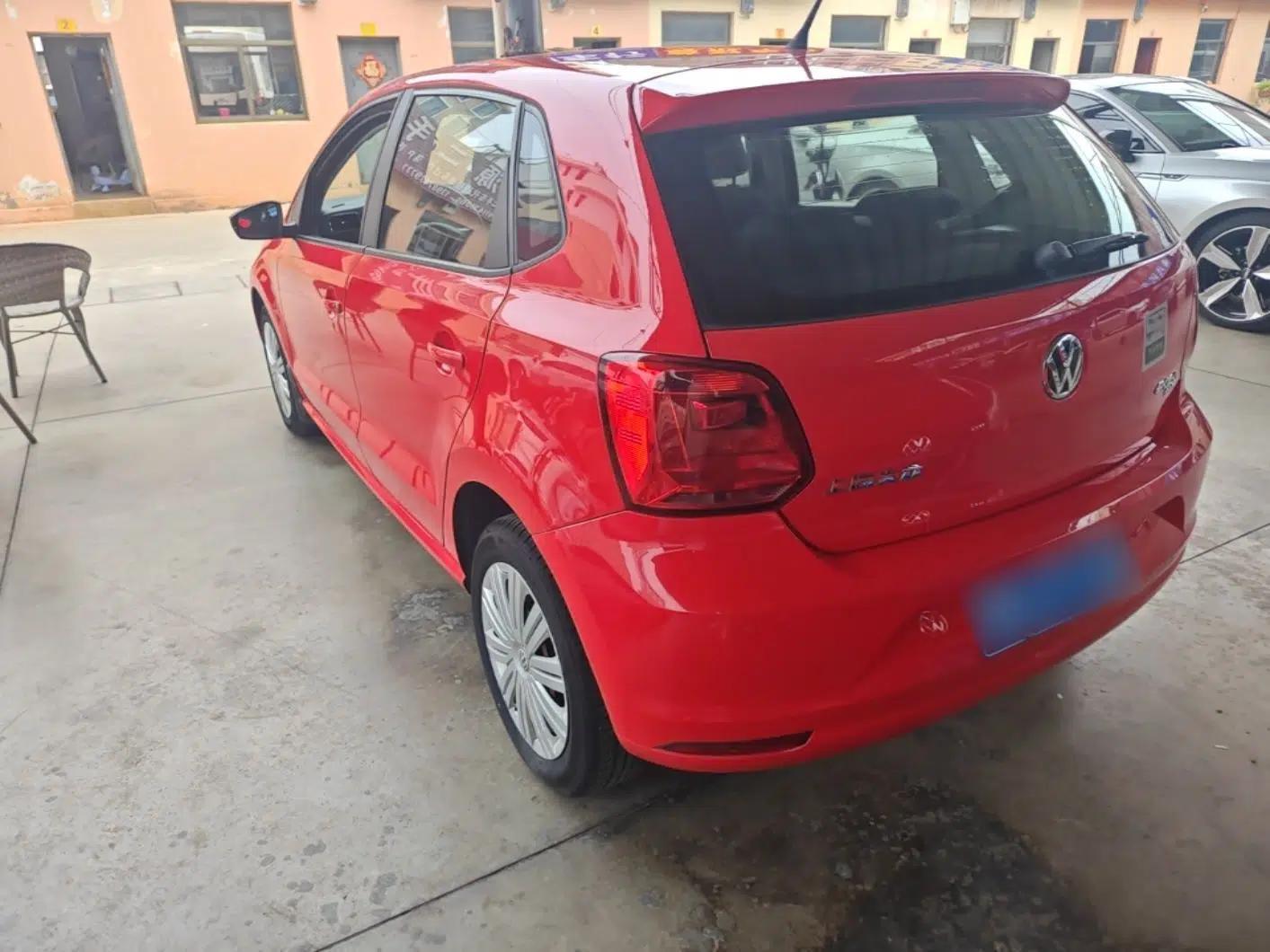 Volkswagen Polo 2016 1.6L Automatic Comfort Model — миниатюра 4