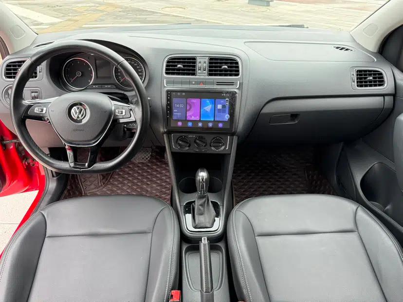 Volkswagen Polo 2016 1.6L Automatic Comfort Model — миниатюра 32